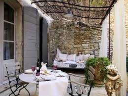 Terrasse Gestaltung Mediterran Stil Franzosische Terrasse Terassenideen Terrasse Dekor