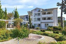 Haus holstein is set in ostseebad sellin, 0.7 miles from sellin south beach, 650 yards from amber museum sellin, as well as 550 yards from sellin pier. Haus Holstein In Sellin 3 Raum Unterkunft Rugenauszeit