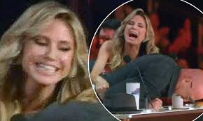 America's Got Talent: Fantasy League: Howie Mandel presses Golden Buzzer as  Heidi Klum desperately tries to stop him from stealing acrobatic duo