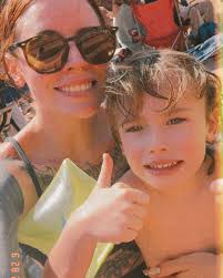 Karissa Bain (@karissabain) • Instagram photos and videos