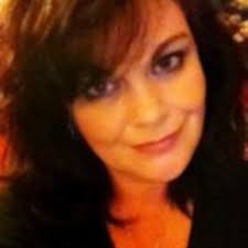 Katrina Munro's Instagram, Twitter & Facebook