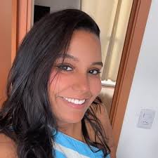 Já que não existe diálogo da mãe de primeira viagem com os avós. Já partem  para o afastar ao invés de de dialogar e mostrar os riscos em uma simples  entrada no