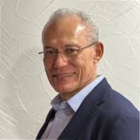 6 "Roberto Way" profiles