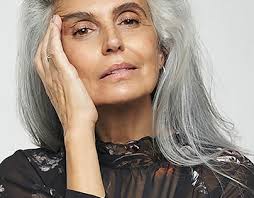 Está casada con el cantante diego verdaguer, con quien tiene una hija también cantante, ana victoria. Miguel Costa On Behance