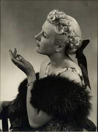 Hair 1939 Vintage Hairstyles Womens Hairstyles 1940s Hairstyles