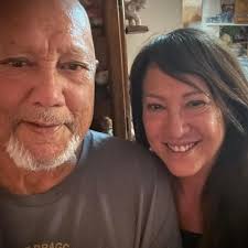 Last nightʻs post showed Jason Momoa and a keiki kane rocking out to a song  in ʻōlelo Hawaiʻi, to the melody of a Bruno Mars song. We asked the  composers of this