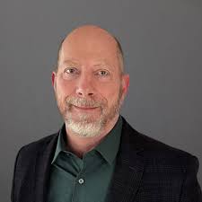 Dan Huebner's Instagram, Twitter & Facebook