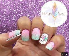 Divertidas pegatinas para uñas de unicornio para añadir algo de toque a tus uñas. 9 Ideas De Unas Unicornio Para Ninas Manicura De Unas Unas Para Ninas Disenos De Unas De Unicornio