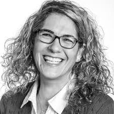 Georgia Makris's Instagram, Twitter & Facebook