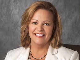 Karen Springer's Instagram, Twitter & Facebook