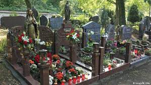 If you happen to come across any of these precious flowers, consider it your lucky day! R I P German Funeral Rites And Practices Meet The Germans Dw 01 11 2020