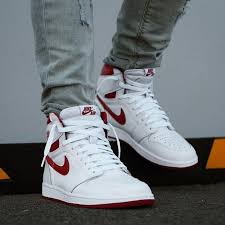 Air Jordan 1 Retro High Og Red Metallic Sorihe Com Nike Air Shoes Jordan Shoes Girls Sneakers Men Fashion