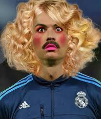 Mohamed Salah a fait un don de milliers de tonnes de nourriture pour sa  ville natale de Nagrig en Égypte pour aider les familles touchées par la  pandémie de coronavirus 🇪🇬 Gros