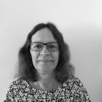 Jane Gram's Instagram, Twitter & Facebook