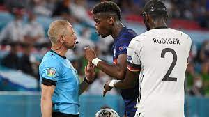 Paul pogba full of bite and craft even after antonio rüdiger tries a nibble. Vorsicht Bissig Warum Knabberte Antonio Rudiger Paul Pogba Am Rucken