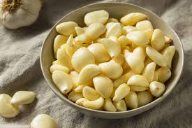 But when it comes to processed garlic, like frozen garlic cloves, dried, minced, and powdered garlic, you can usually go by the expiry dates printed on the packaging. How Long Does Minced Garlic Last The Fork Bite