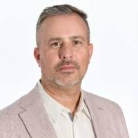 Stuart Dixon Email & Phone Number