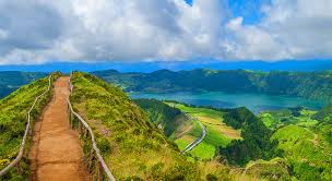 Un tourisme rural différent, l'expression vivante de l'essence naturelle et des villages. Derniere Minute Vols Vers Les Acores Pour 710 53 De Rabais Les Vols D Alexi