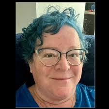 Elizabeth Nelson's Instagram, Twitter & Facebook