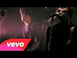 Pin By Mafalda Coelho On On My Playlists Radiohead Creep Radiohead Songs