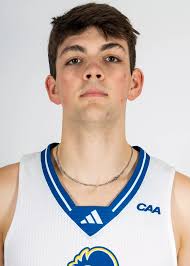 Men's Basketball Halted Against Charleston