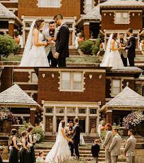 The Inn At Irwin Gardens Wedding In Columbus Indiana Wedding Inspiration Summer Columbus Wedding Venues Secret Garden Wedding