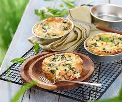 Clafoutis Aux Epinards Saumon Et Feta Recette En 2020 Recette Plat Principal Recette De Plat Idee Recette