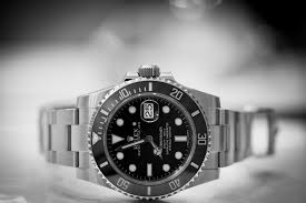 Besides good quality brands, you'll also find plenty of discounts when you shop for diver luxury watch during big sales. Swiss Divers Watches