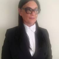 1600+ "Polit" profiles