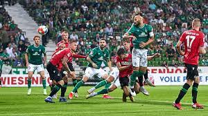 Zwar nur mit dem kleinen, aber dafür haben die bremer zum auftakt gegen hannover 96 (24./25.7.) direkt ein heimspiel im weserstadion. Gqo Mlulpda2hm