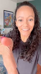 Kaitlin Becker's Instagram, Twitter & Facebook