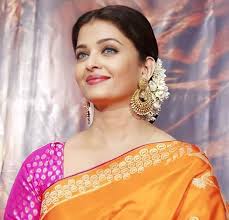 Beautiful bollywood actress Aishwarya Rai Bachchan 💛💚💛  #AishwaryaRaiBachchan #PhotoEditingChallenge #photographychallenge #beauty  #photo #picture #bollywood #photochallenge #picoftheday #fbpost