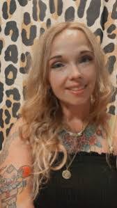 Samantha Fraser's Instagram, Twitter & Facebook