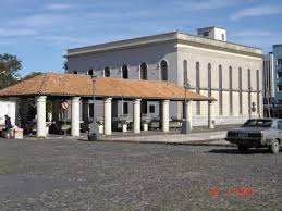 Rio Grande Rs Brasil Banca De Peixe Do Mercado Publico E Ao Lado Fundos Da Biblioteca Publica Rio Grande Rio Grande Rs Rio