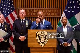 44 Kenneth Sewell Stock Photos, High-Res Pictures, and Images