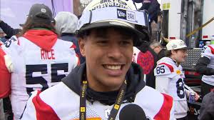 Former CFL star Cory Philpot watches his son, Tyson, make Grey Cup-winning  catch