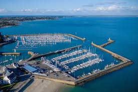 Bretagne Stabilite Des Ventes De Bateaux Sur 2016 17 Bateaux Vente De Bateau Bretagne