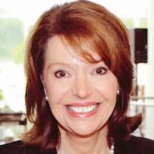 Stephanie S Fouch (@PharmComms)