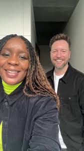 Throwback kann jeder, bei uns ist heute wieder Tracks‘n‘Topics-Thursday mit  eurem liebsten Podcast Couple @Christlclear und @heypeterschreiber! 🎉🥰  Dieses Mal mit Geschichten von und über @Helene ...