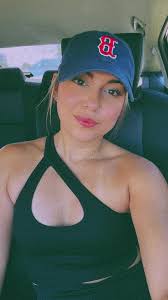 Mejor sola que mal acompañada, siempre 💓 #latina #CapCut #fypシ゚viral  #mexicana #amorproprio #mujeresfuertes #feelinggood #fyp #mamasoftiktok  #jop #latinastiktok #fuerzaregida