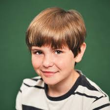 Owen Oliver's Instagram, Twitter & Facebook