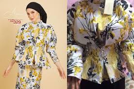Have you started shopping for baju kurung? Expectation Vs Reality M Sian Upset Her Hari Raya Dress Looks Like It S Filled With Helium Gas Lifestyle Rojak Daily