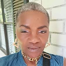 No days off when you're building yourself. 🌱 Even if it's small — sho...