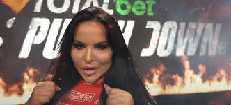 Godlewska wystąpi w programie o odchudzaniu? Godlewska Na Punchdown Gdzie Obejrzec Turniej W Policzkowaniu Online