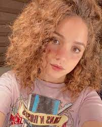 انا رنا سحاقية عارفة ان فيه ستات و بنات كتير اوي بتدخل علي صفحات السحاق فضول او لاسباب كتير الي لسه متجوزتش واللي جوزها مسافر واللي منفصلة و اللي حابة الموضوع. Ø±Ù†Ø§ Ø±Ø¦ÙŠØ³ ØªØ¹Ù„Ù† Ø¥ØµØ§Ø¨ØªÙ‡Ø§ Ø¨ÙÙŠØ±ÙˆØ³ ÙƒÙˆØ±ÙˆÙ†Ø§ ÙˆÙ‡Ø¤Ù„Ø§Ø¡ Ø§Ù„Ù†Ø¬ÙˆÙ… Ø¢Ø®Ø± Ù…Ù† ØªØ¹Ø§Ù…Ù„ Ù…Ø¹Ù‡Ø§ Ø³ÙŠØ¯ØªÙŠ Ø§Ù„Ù…ÙˆØ³ÙˆØ¹Ø©