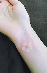 35 Small Flower Tattoos For Girls Small Flower Tattoos Flower Wrist Tattoos Delicate Flower Tattoo