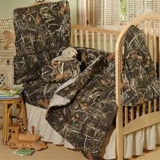 Give your little tot the protection they need with our camo bedding sets for cribs. More Boys Mossy Oak Camo Bedding Crib Set Comforter Bumper Pad Sheet Nursery Bedding Baby