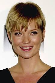 May 04, 2022 · taglio mullet uomo. I Tagli Iconici Degli Anni 90 Amica