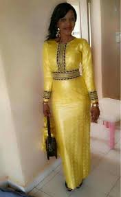 2019 new fashion bazin print. 320 Idees De Robe Bazin Chic En 2021 Mode Africaine Tenue Africaine Robe Africaine