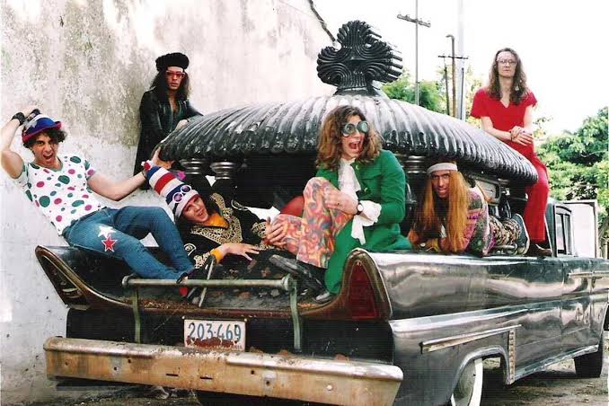 La bomba musical: El libro sobre Los Brujos y la mecha del rock alternativo que explotó en los 90